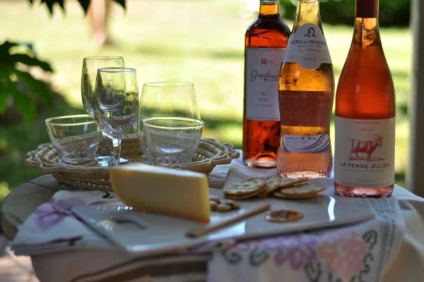 Rosé wine anywhere and anytime