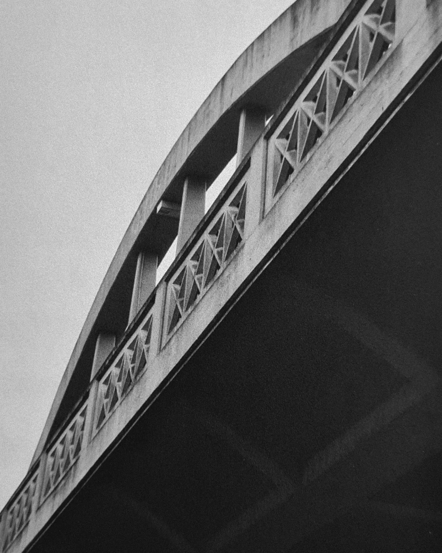 Under Fairfield Bridge- b&amp;w film
#analoguebyg #analoguefilm