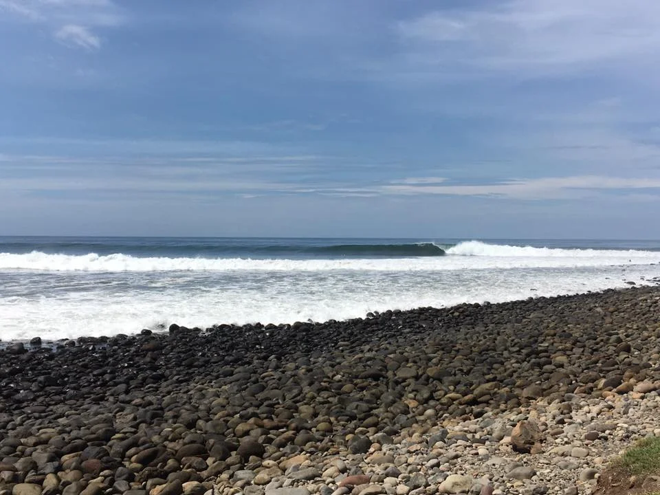 Punta Roca - 6-8ft, less than 10 guys out, glassy conditions and low tide