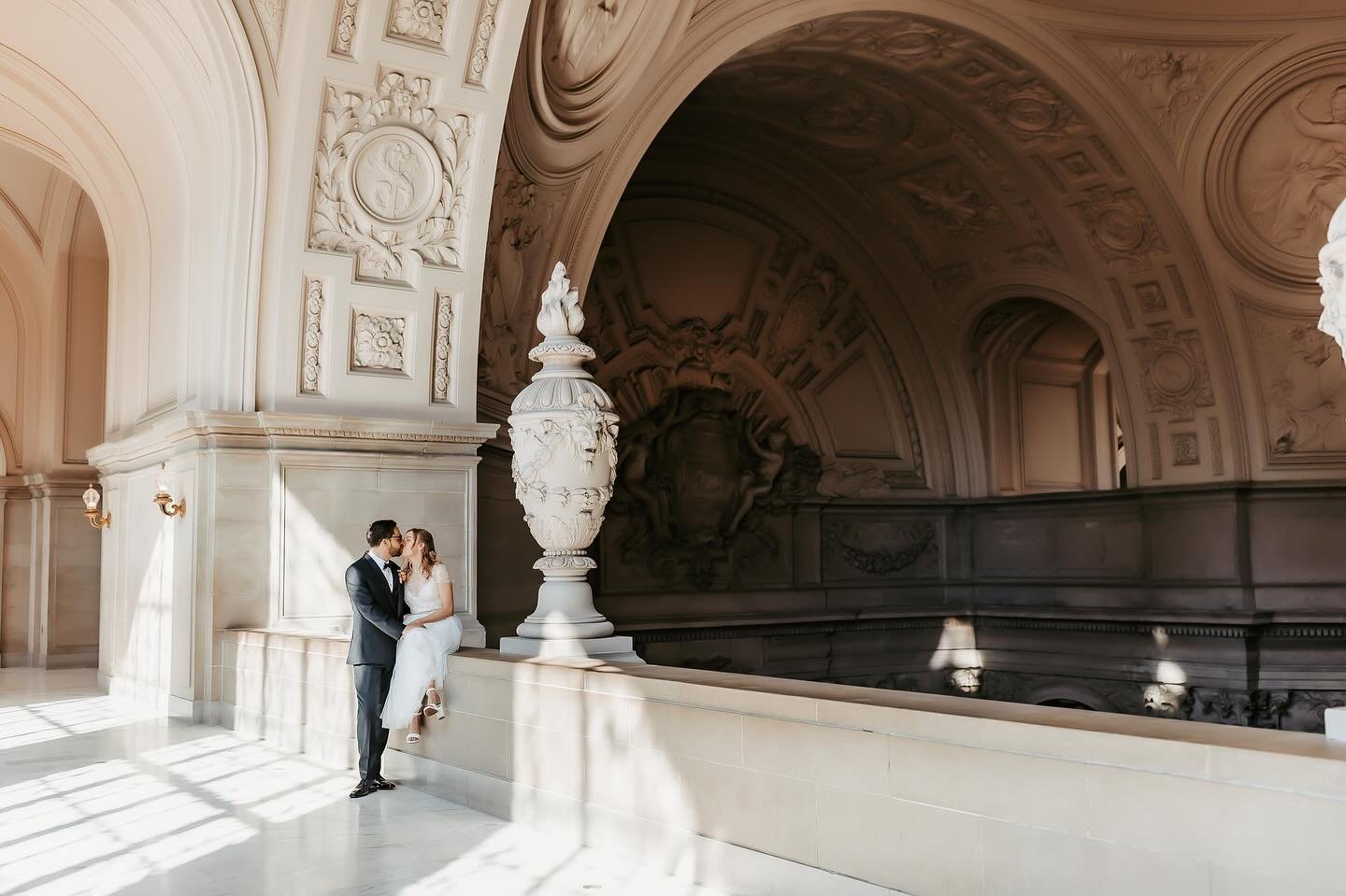 I&rsquo;ll probably be sharing more of these because, well, look. How could I not? This building is seriously incredible!
..
&hellip;
.. 
..
&hellip;
..
.
..
#sanfranciscocityhallwedding #engaged #californiaweddingphotographer #subject_light #marthaw