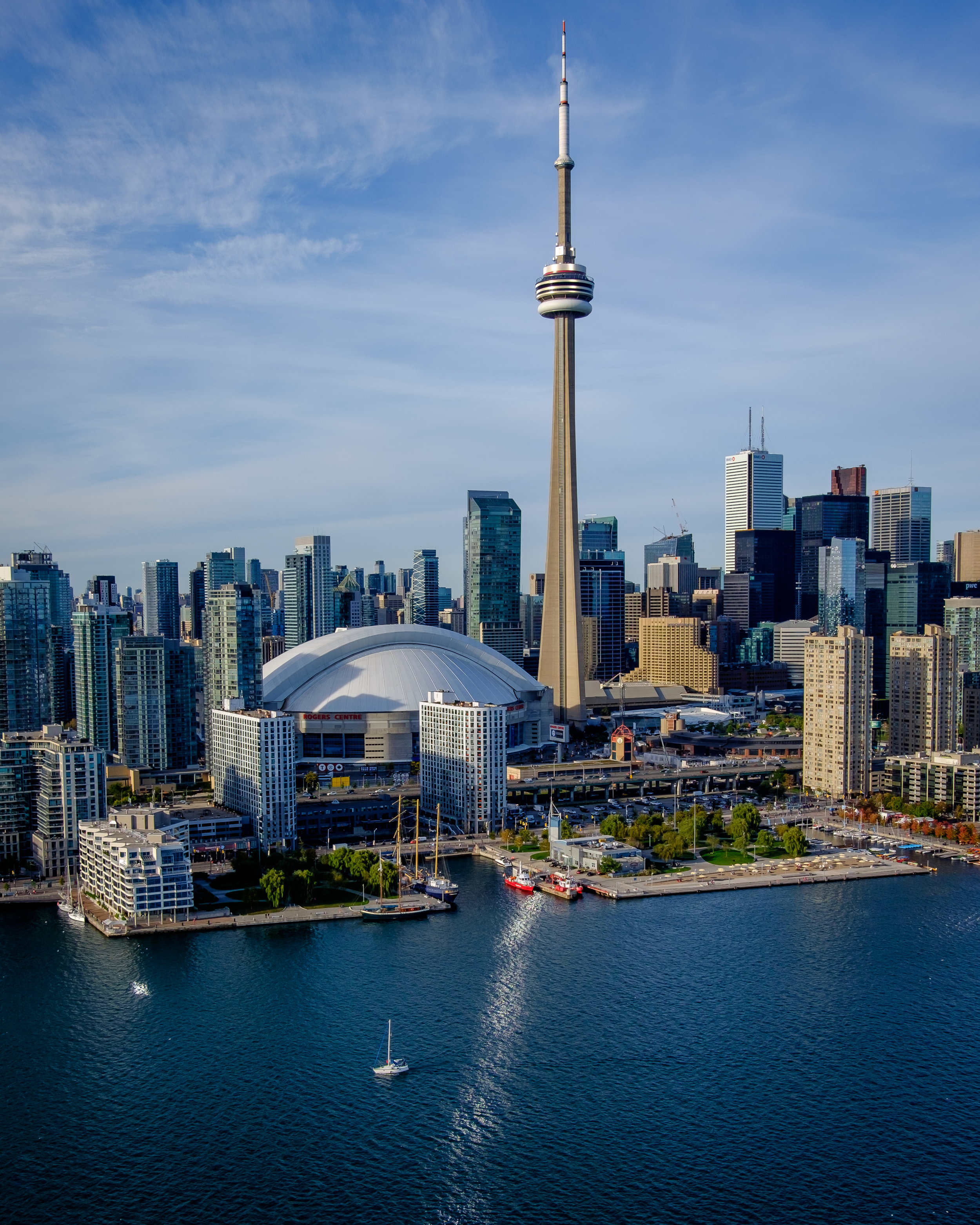 Toronto skyline from Heli