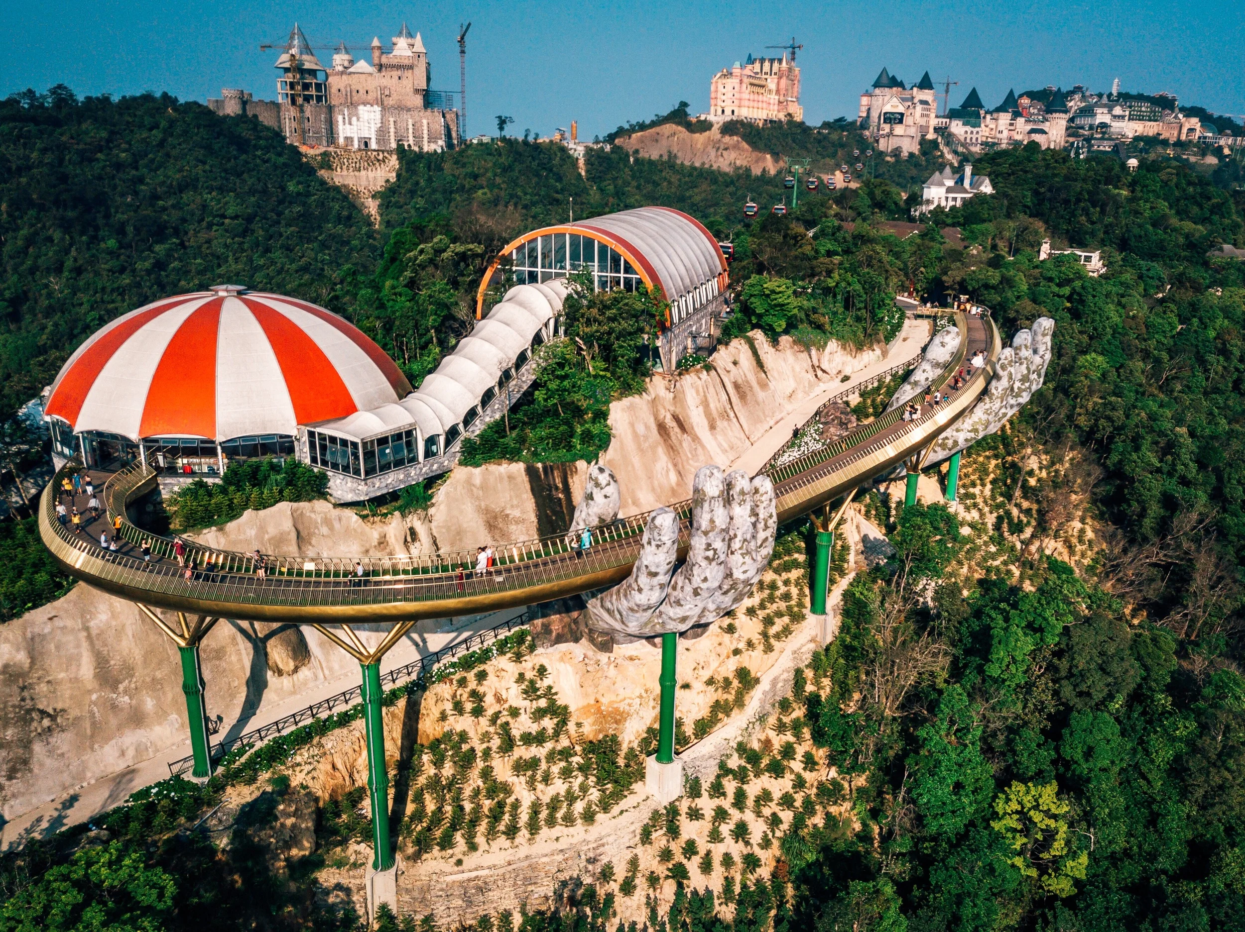 Bà Nà Hills, Sun World Park