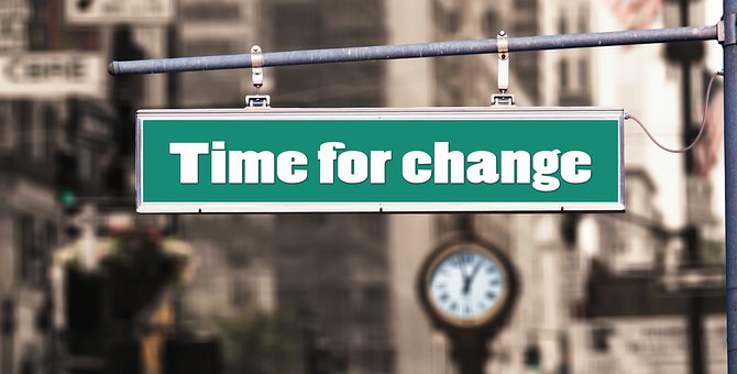 episode one hundred and seven: welcome to the new and improved fringy bit podcast