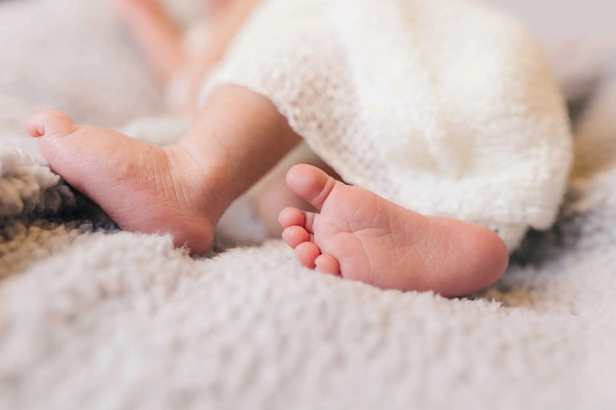 Greensboro-Newborn-Photographer-Baby-Levi-03.jpg