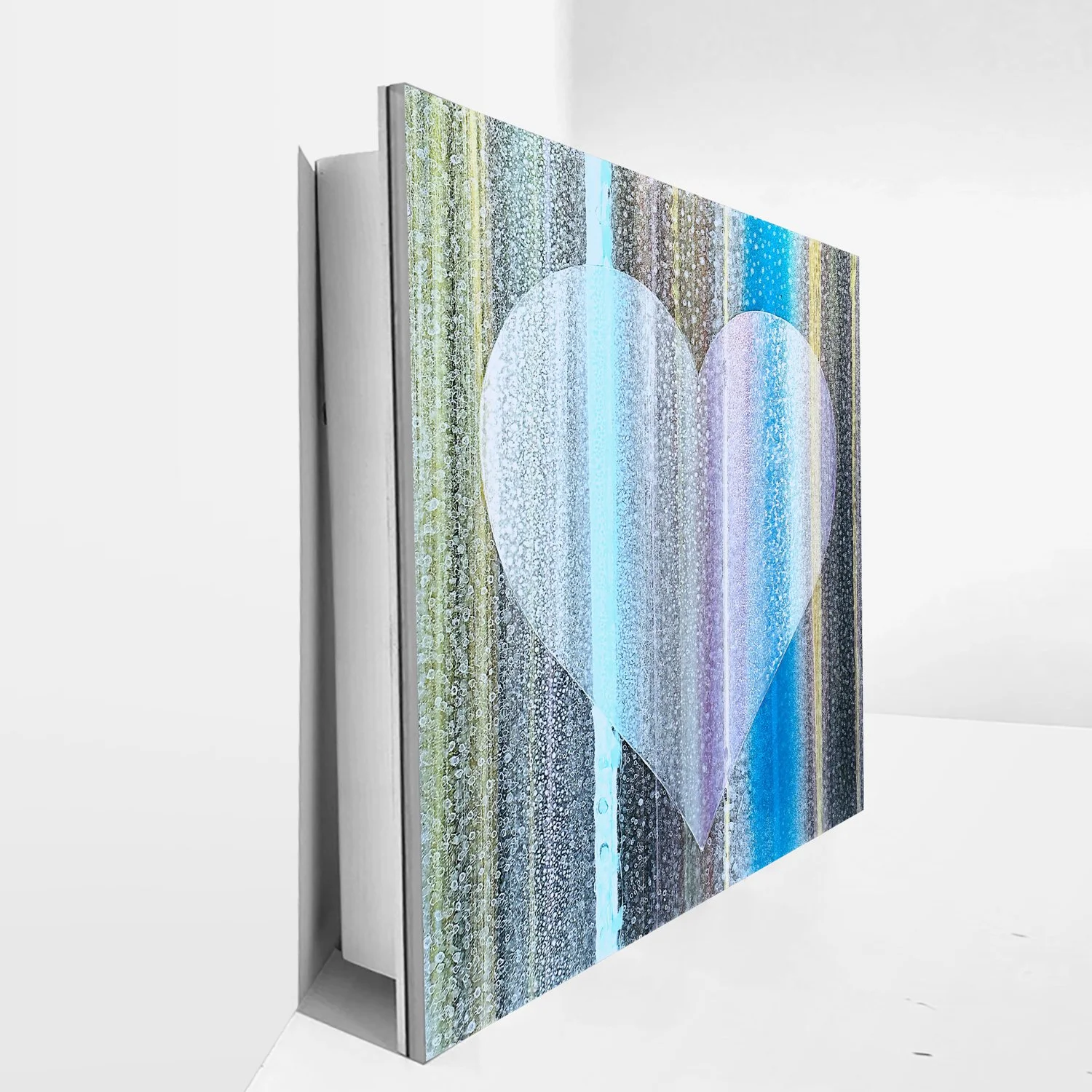 ‎Heart A24.‎126.jpeg