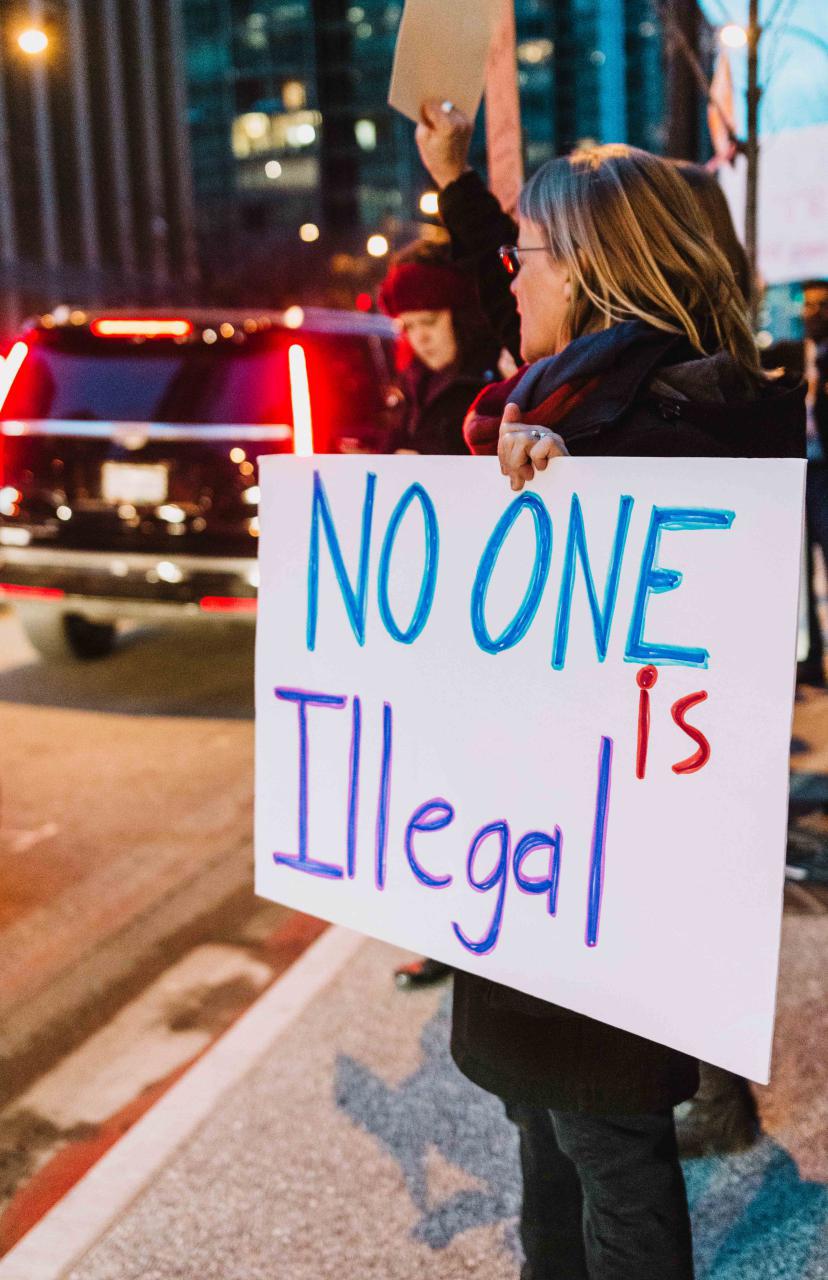 trump-tower-muslim-ban-vancouver-3.jpg