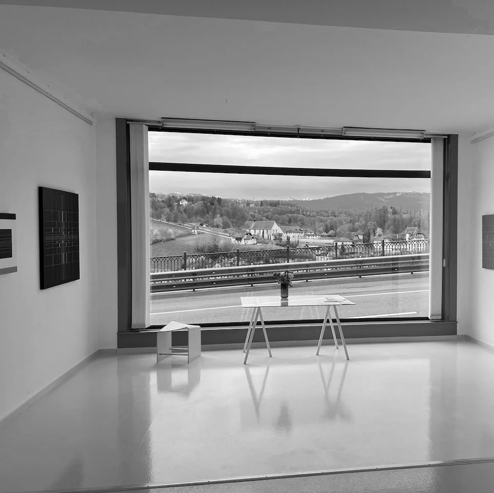 laszlo-otto_solo-exhibition_2023.04.22-05.20_galerie-st-hilaire_fribourg_schweiz_3_bw-crop.jpeg