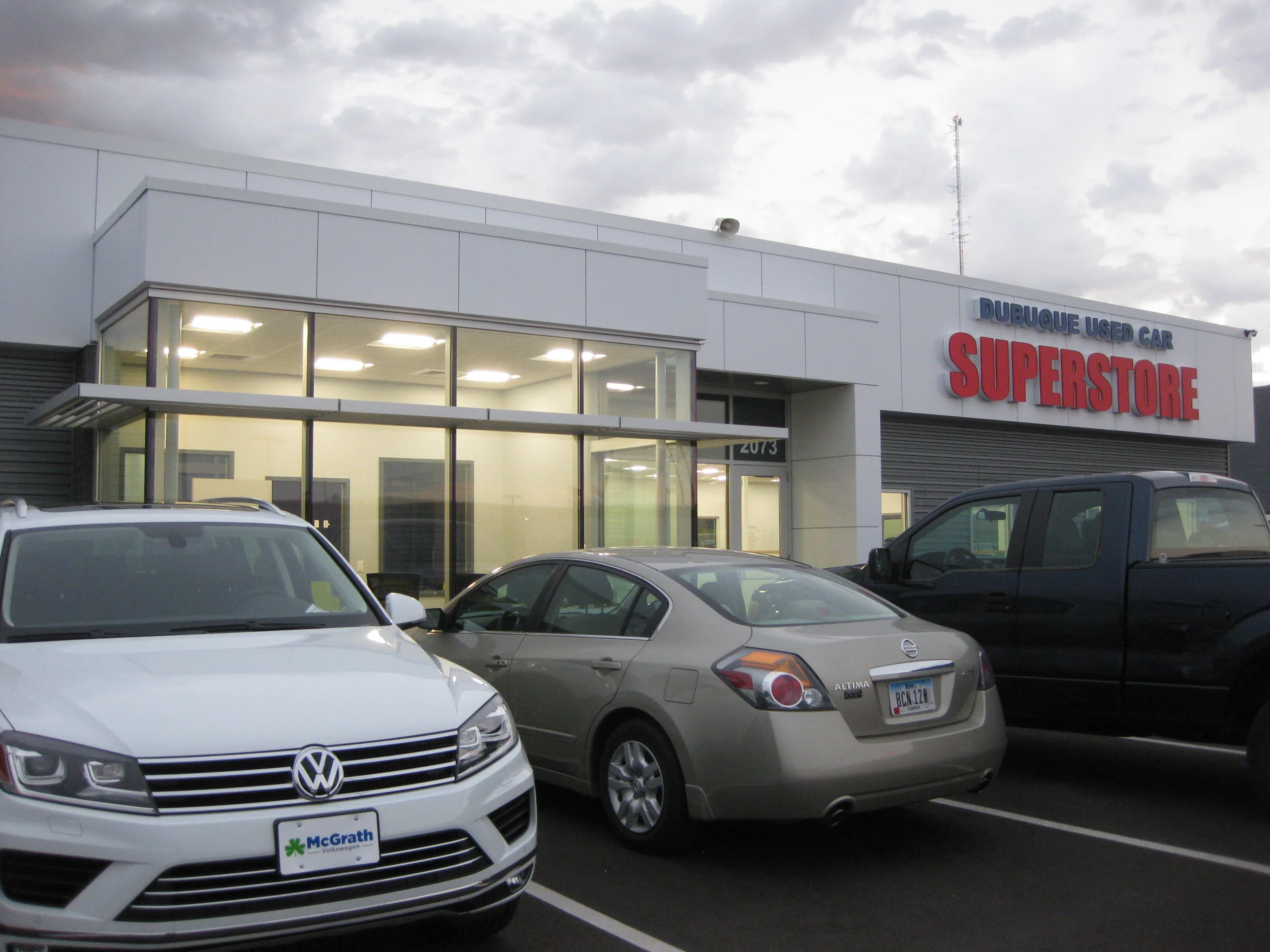 McGRATH VW - DUBUQUE - 10-20-15 029.JPG
