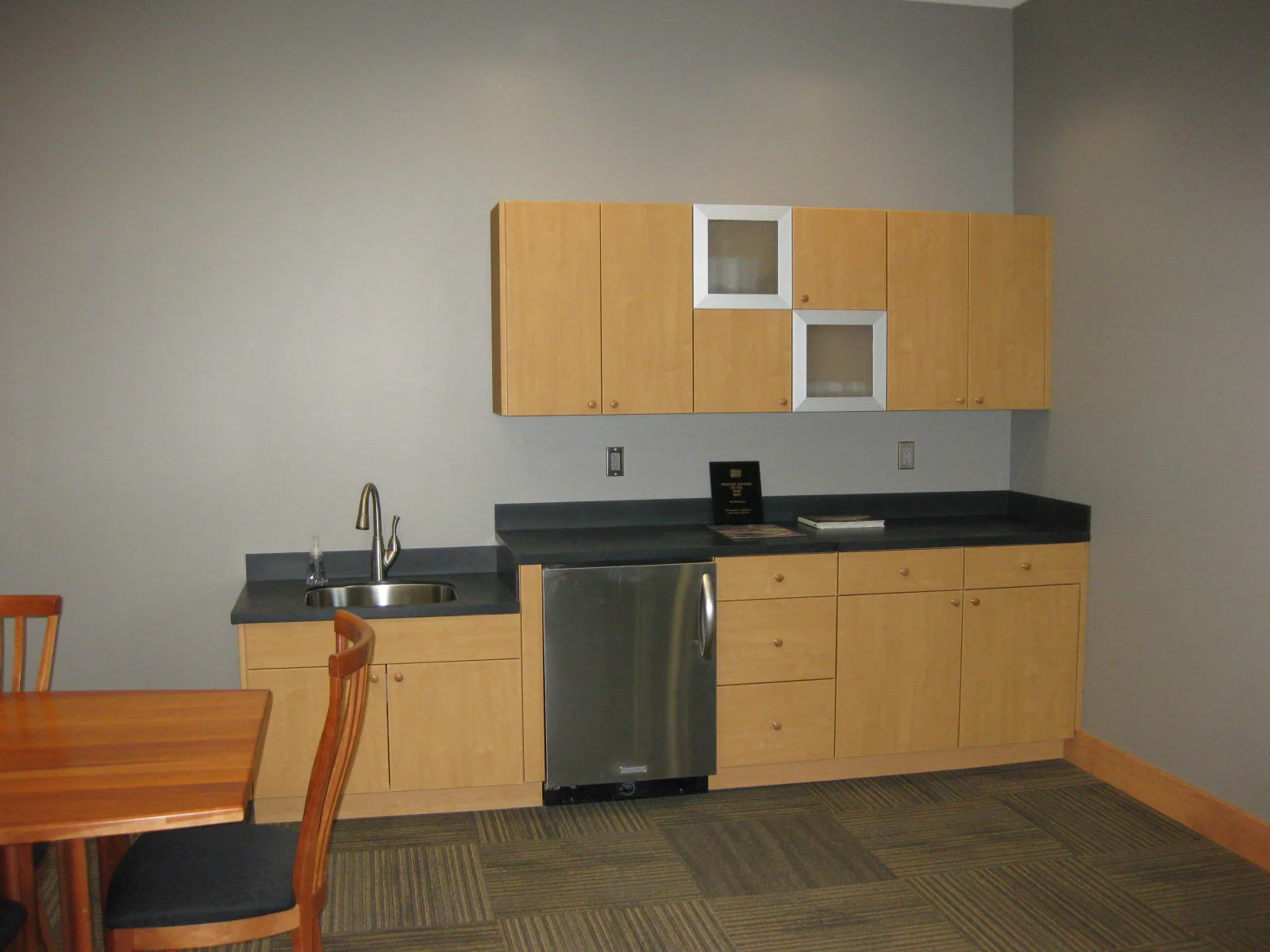 PAT BROKERAGE-4-24-10 019.JPG
