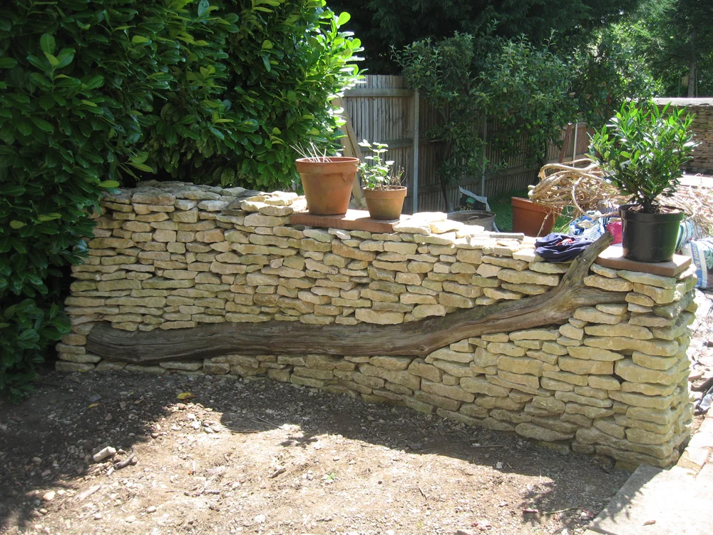 Edwins wall small 01.jpg
