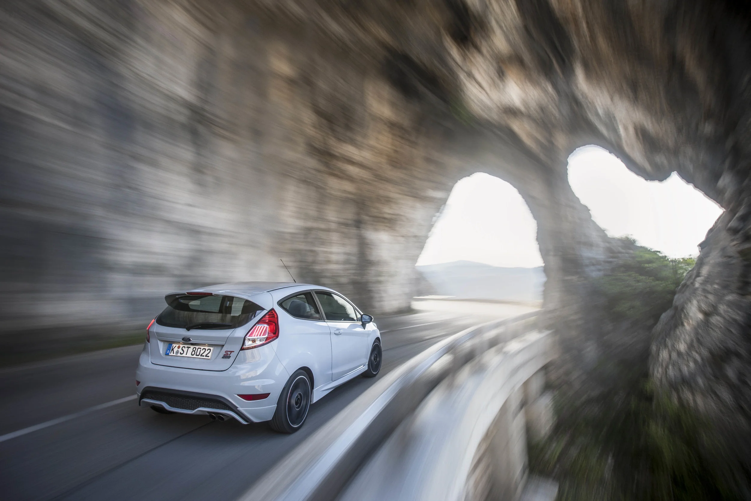 Fiesta_ST200_14.jpg