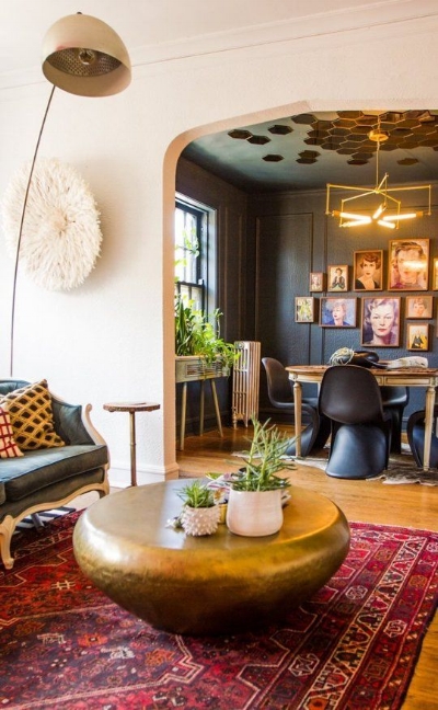 Fabulous eclectic room, courtesy of Pinterest. Check out the amazing wall of women.