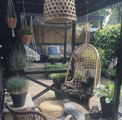 The Queen of Outdoor Styling, @______jet 