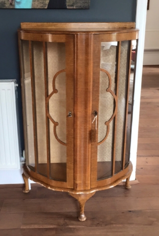 Before: £25 charity shop buy. A bit scruffy.
