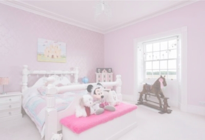 Ella's bedroom prior to us moving in taken from the brochure. A picture of tidy perfection.