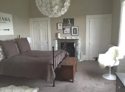 There was not a lot wrong with this bedroom but the blandness was killing me.