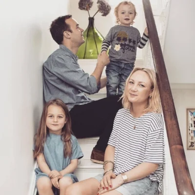 Wendy and her gorgeous family. Photography by David Cleveland .
