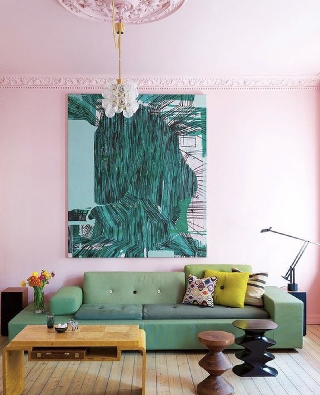 Pink room inspo. Photography by Erin Williamson .