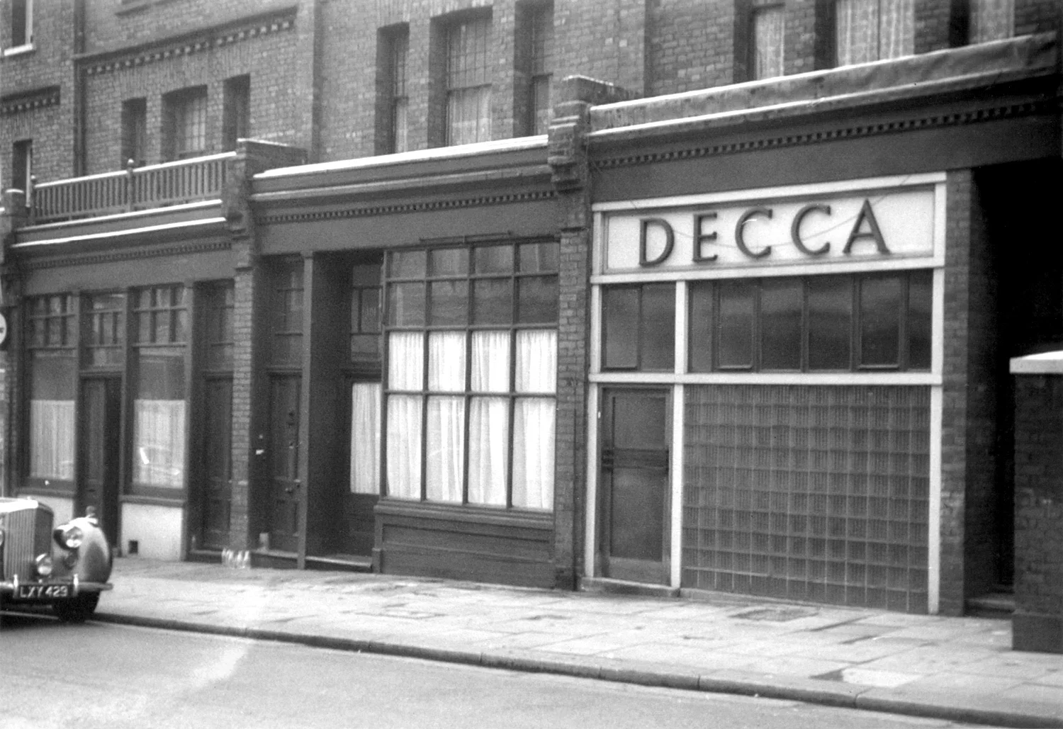 Decca1500SS.jpg