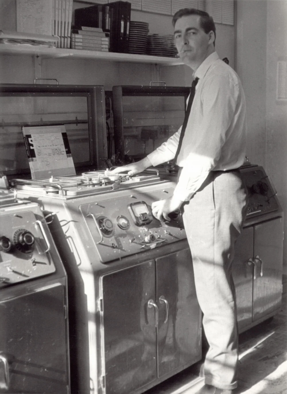 KEVIN TAPE COPYING IN THE DECCA STUDIOS' DUPLICATING ROOM, EARLY 1960S