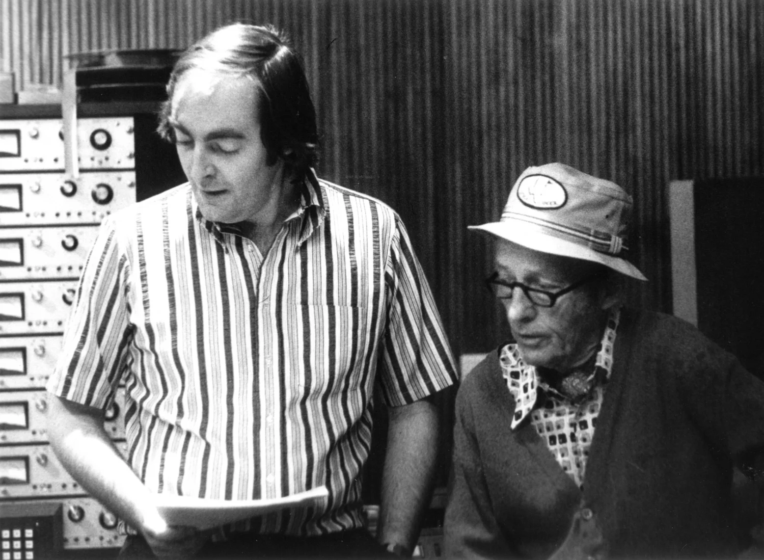 KEVIN WITH BING CROSBY IN DECCA STUDIO 3, RECORDING THE ALBUM, 'FEELS GOOD, FEELS RIGHT', 1976