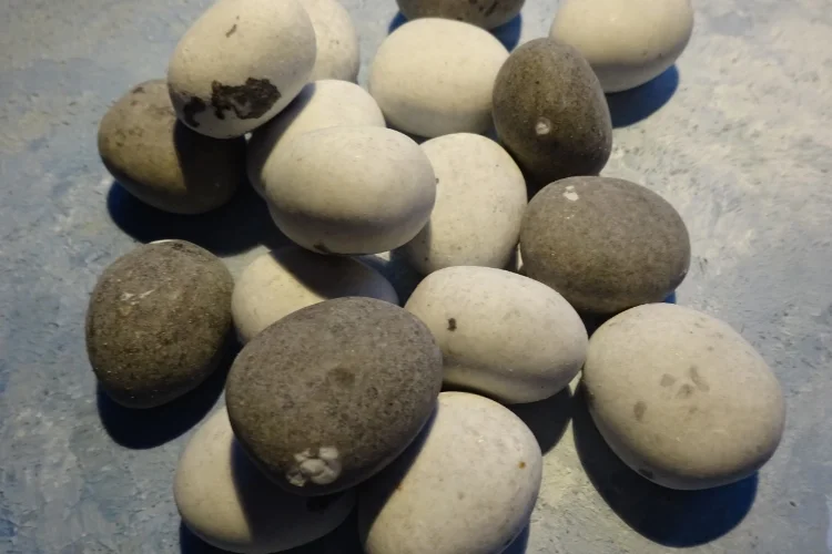 Камни дюссельдорфские, "рейнская галька", раскусить?..