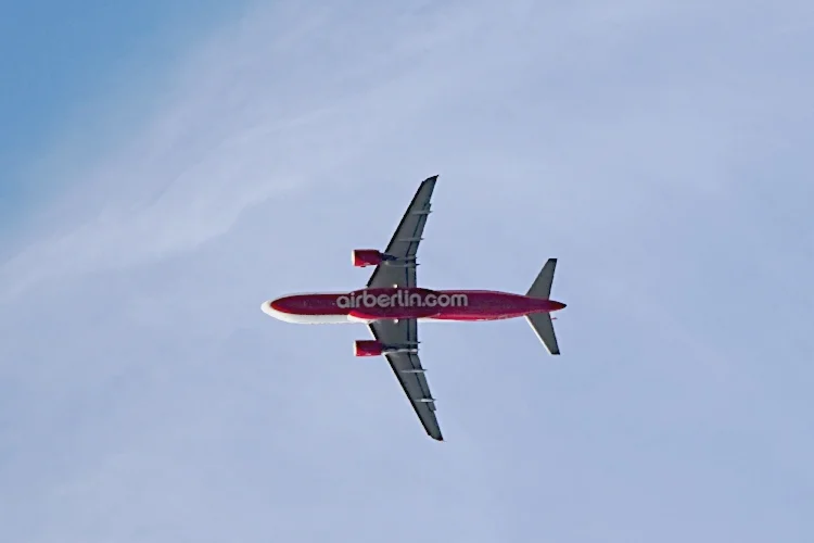 Аэропорт и вокруг