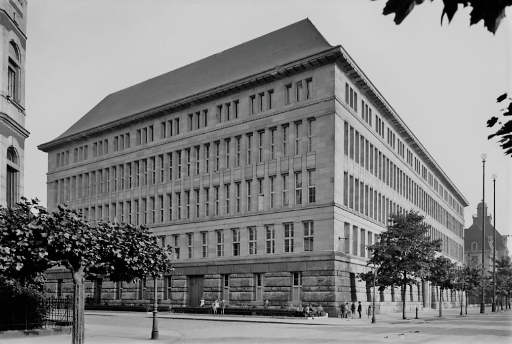 1915 © Bildarchiv Foto Marburg