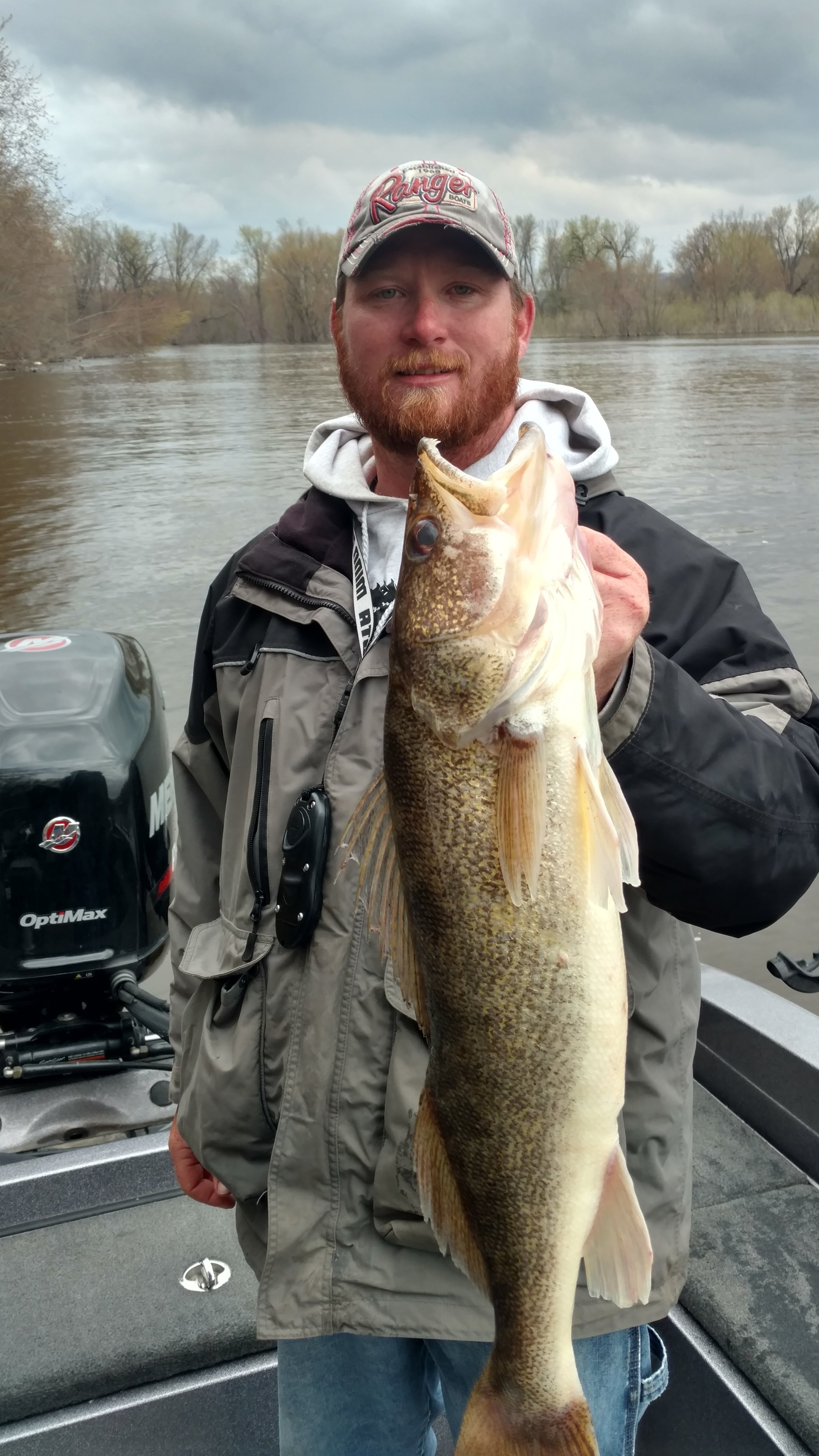 Mississippi River Pool 4 and Lake Pepin Fishing Guide for Walleye