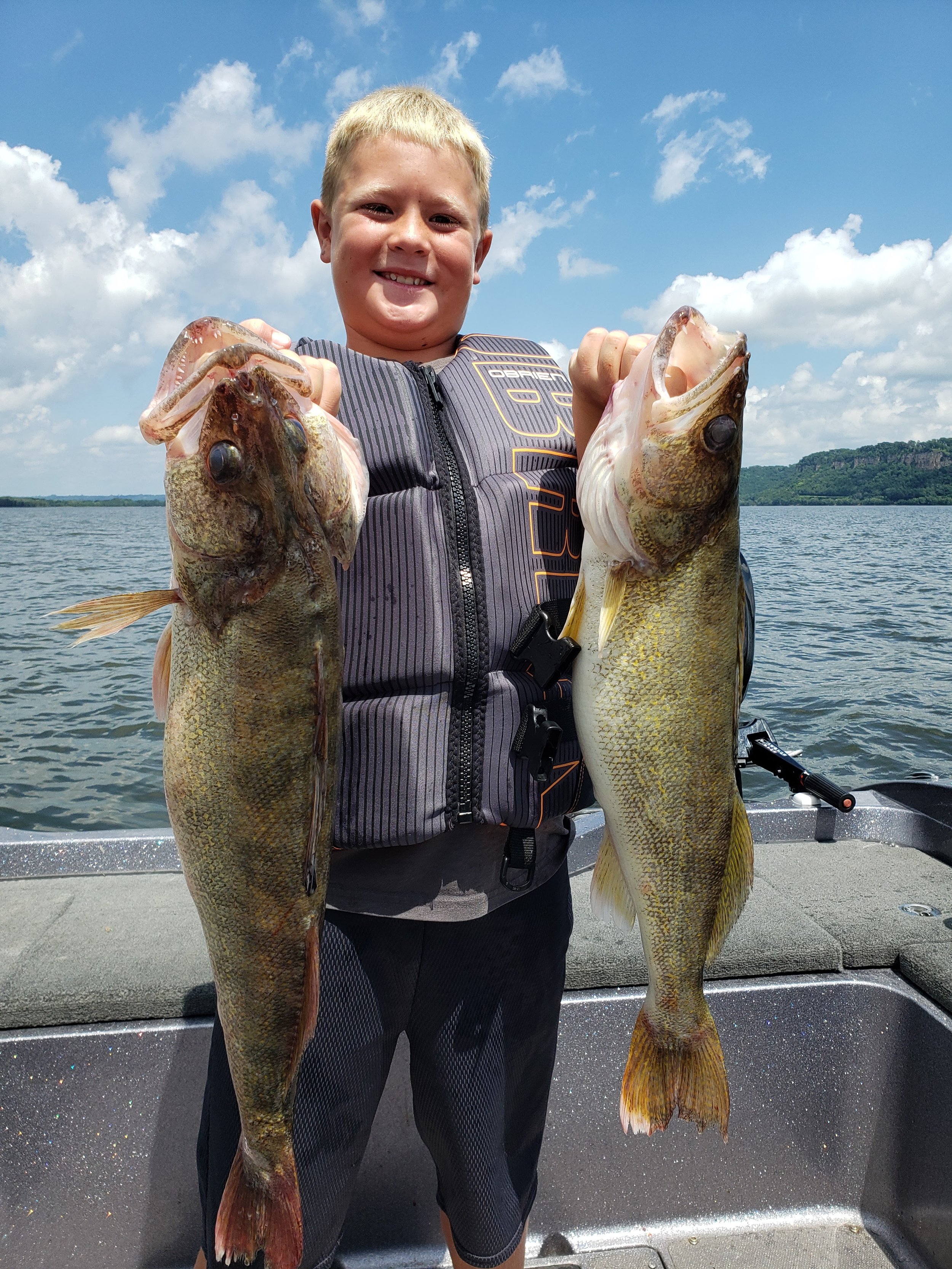 Mississippi River Pool 4 and Lake Pepin Fishing Guide for Walleye