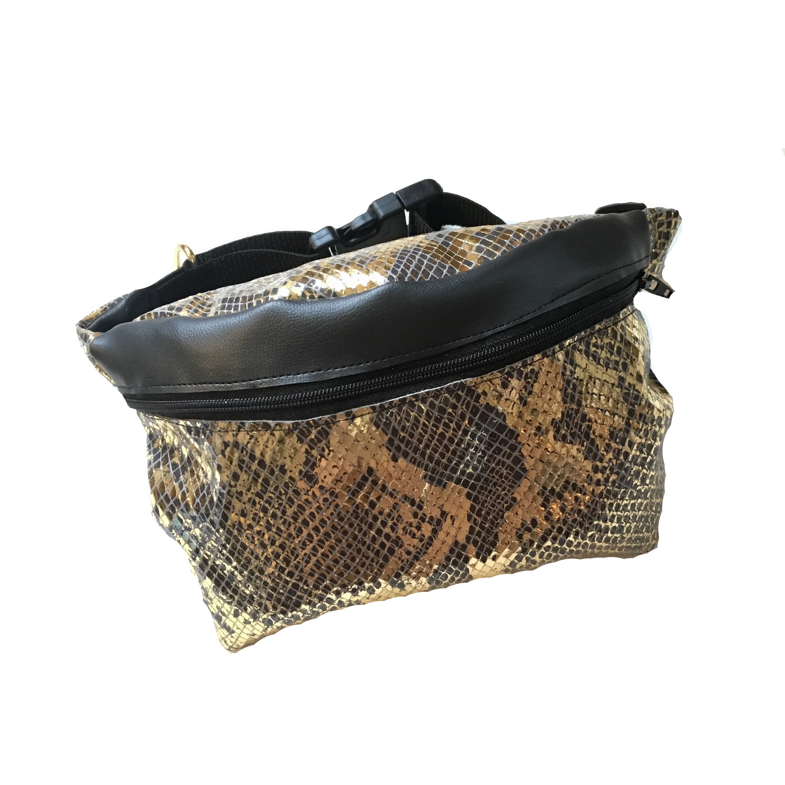 blk snake fanny.jpg