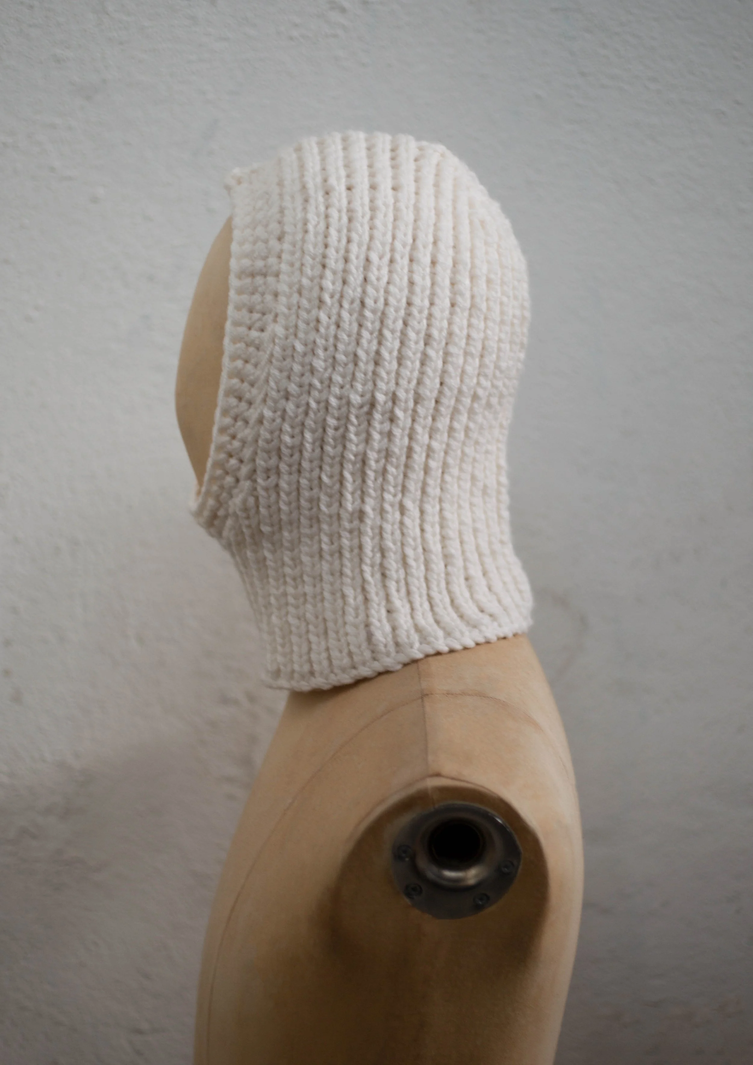 FACE WHITE_SIDE-2.JPG