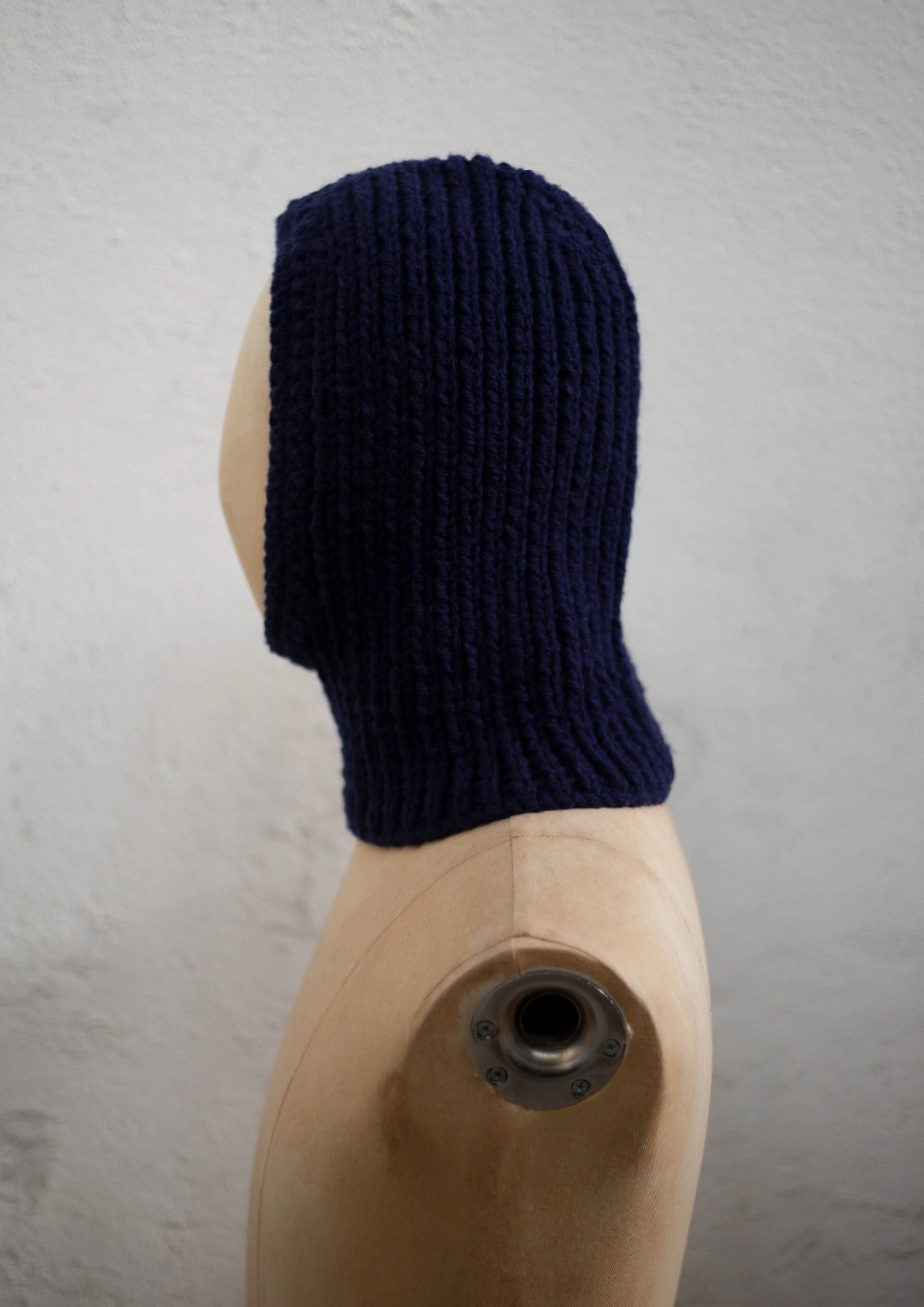 FACE NAVY_SIDE-2.JPG