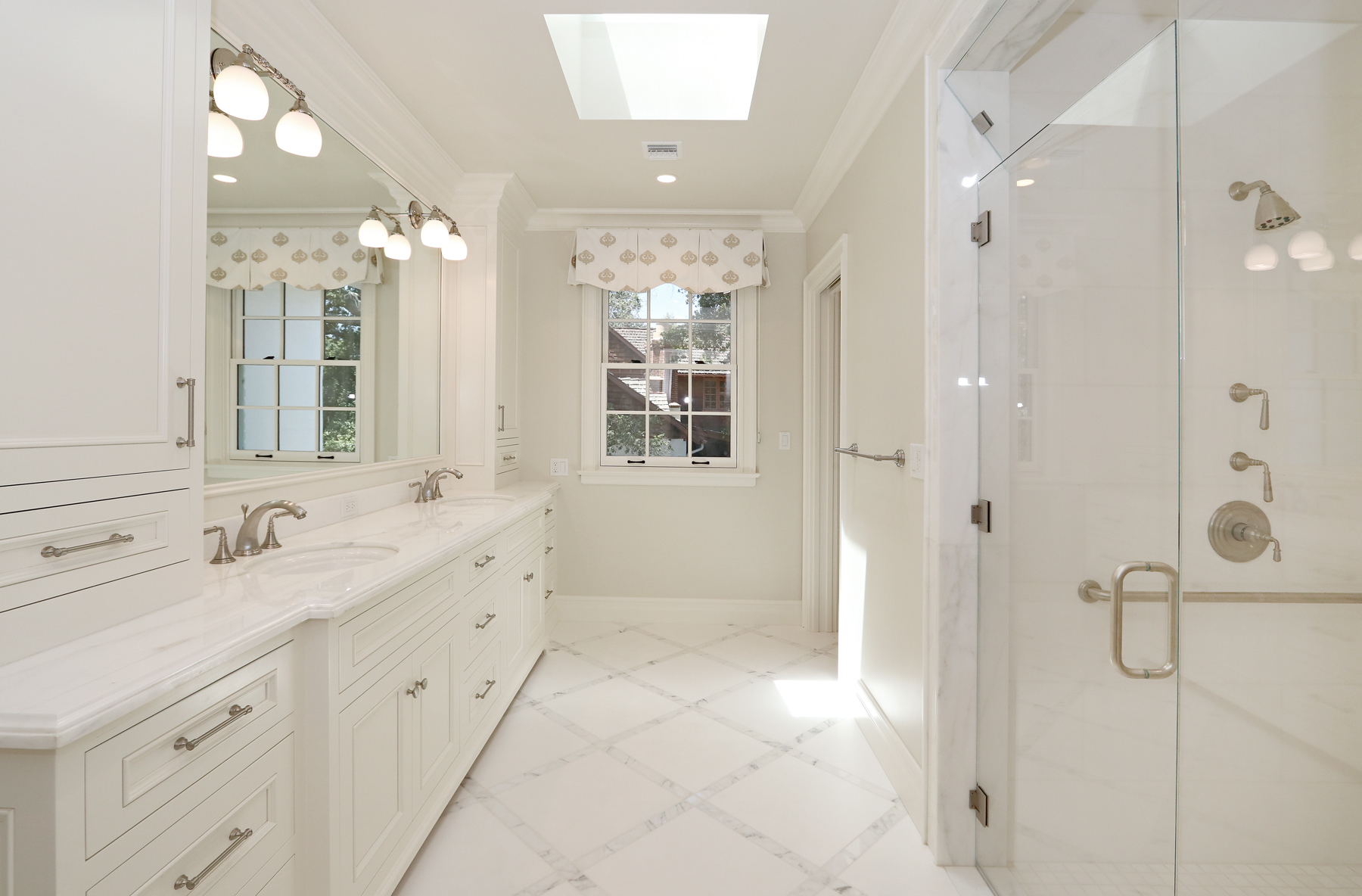 sm_29_Bathroom.jpg