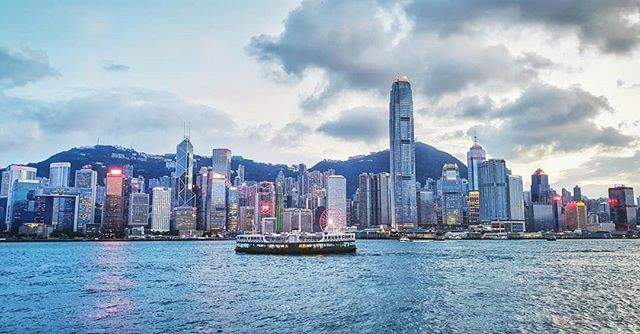 My work trip to Hong Kong recently was short and sweet. Thanks to @kljliu, I got to experience the city better than I ever could have on my own. I always seem to be drawn towards cities with a skyline, and this view into the Hong Kong Island from Kow