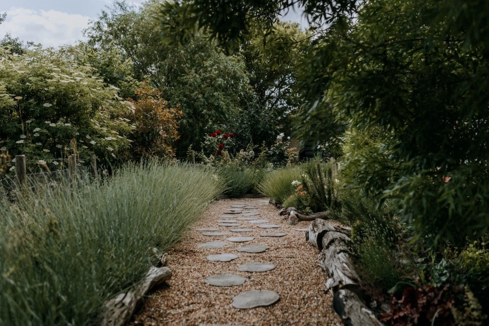 manicured-gardens-perfection (1).jpg