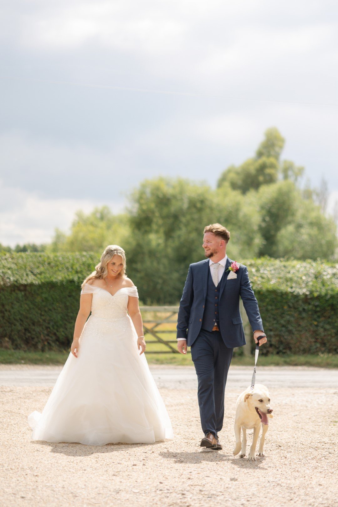 dog-bride-groom-countryside.jpg