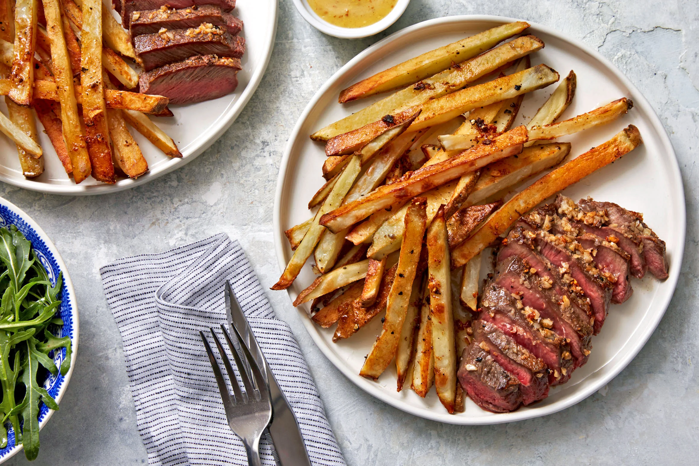 403_2PRE07-steak-frites-18311_WEB_Right.jpg