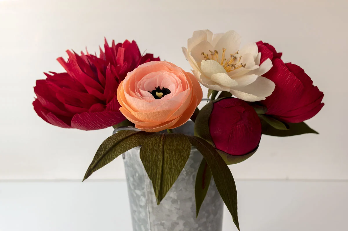 PaperRoseCo_VD_Peony_Red3.jpg
