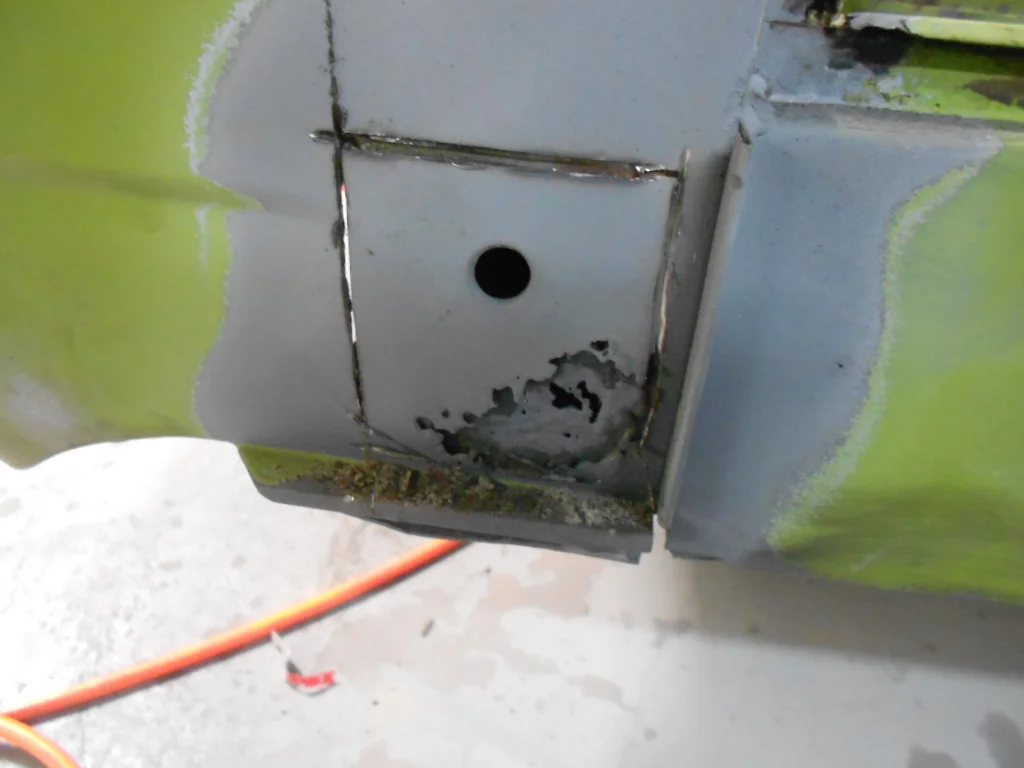 182 LR drain hole.JPG