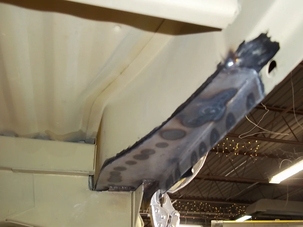 385 Lower rocker.JPG