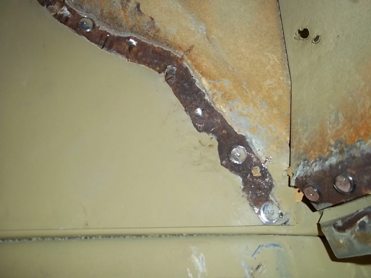 425 Inner rust.JPG