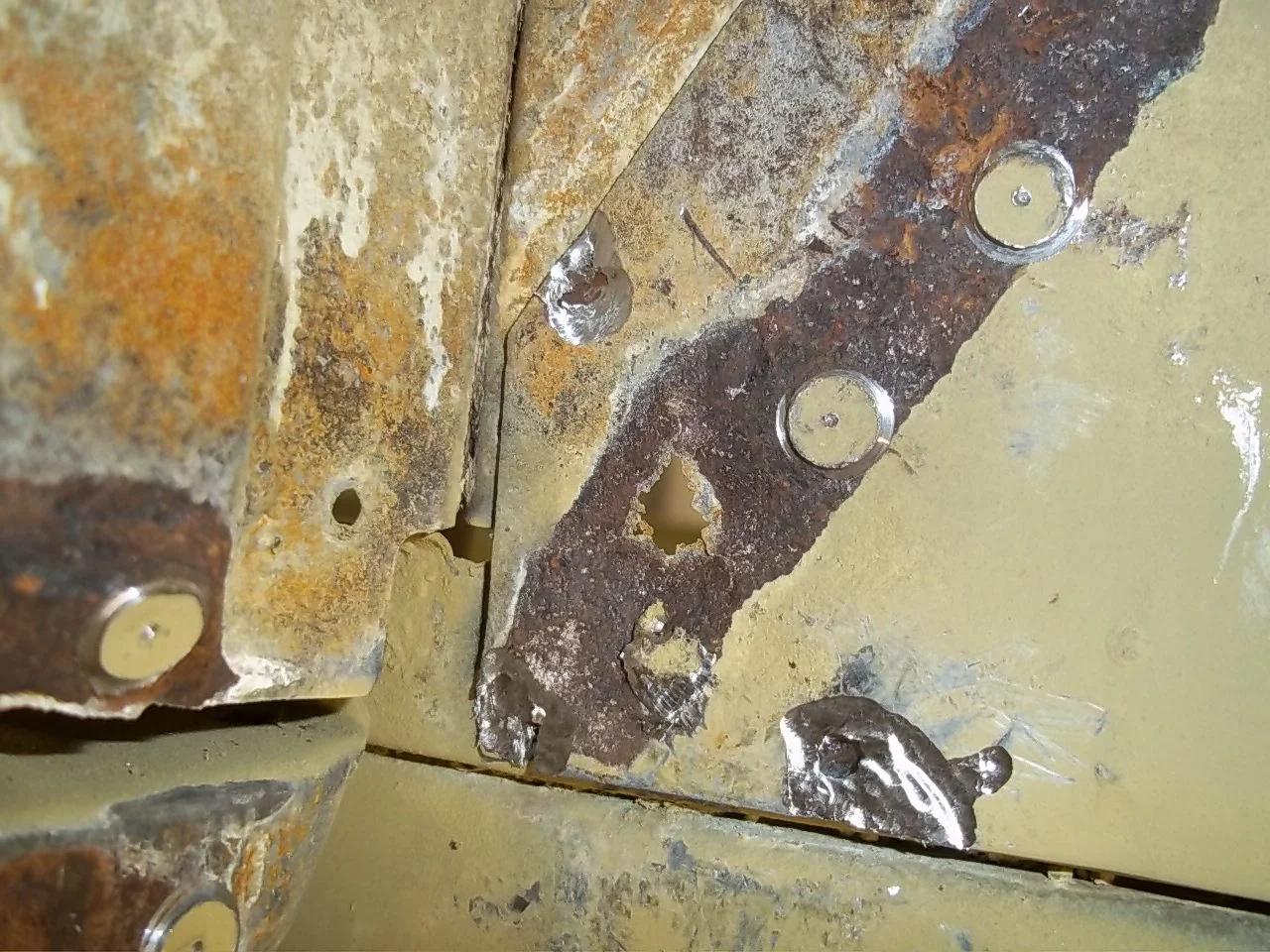 450 Inner RR Rust.JPG