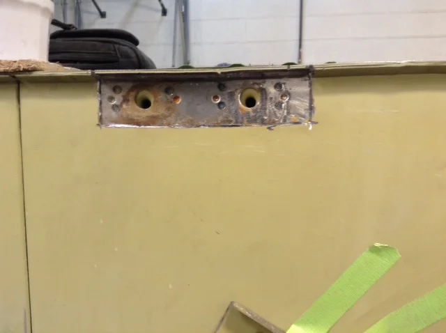 593 L gate mount rust.jpg