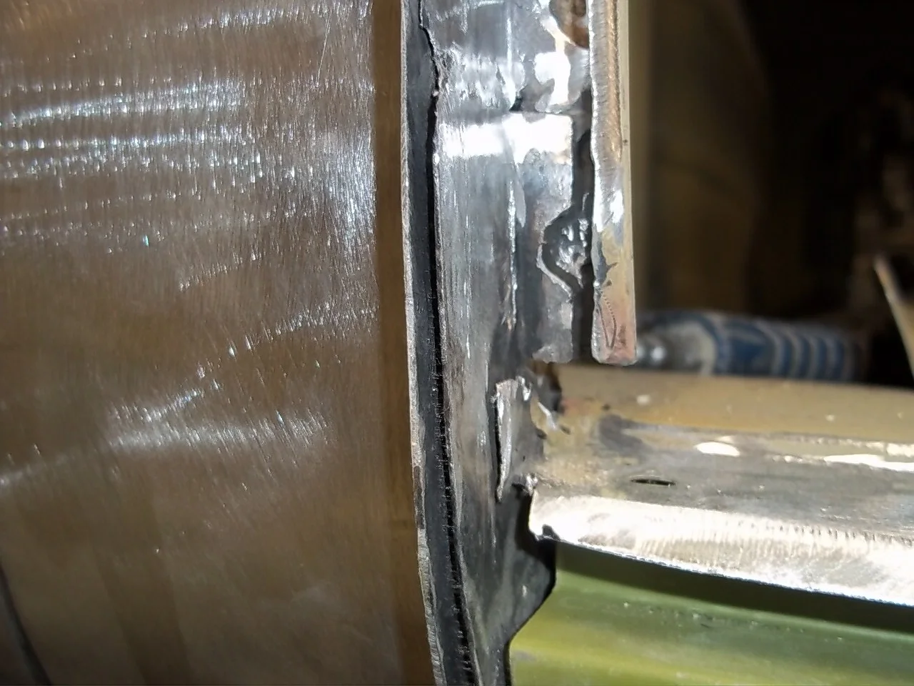 598 L Opening corner.JPG