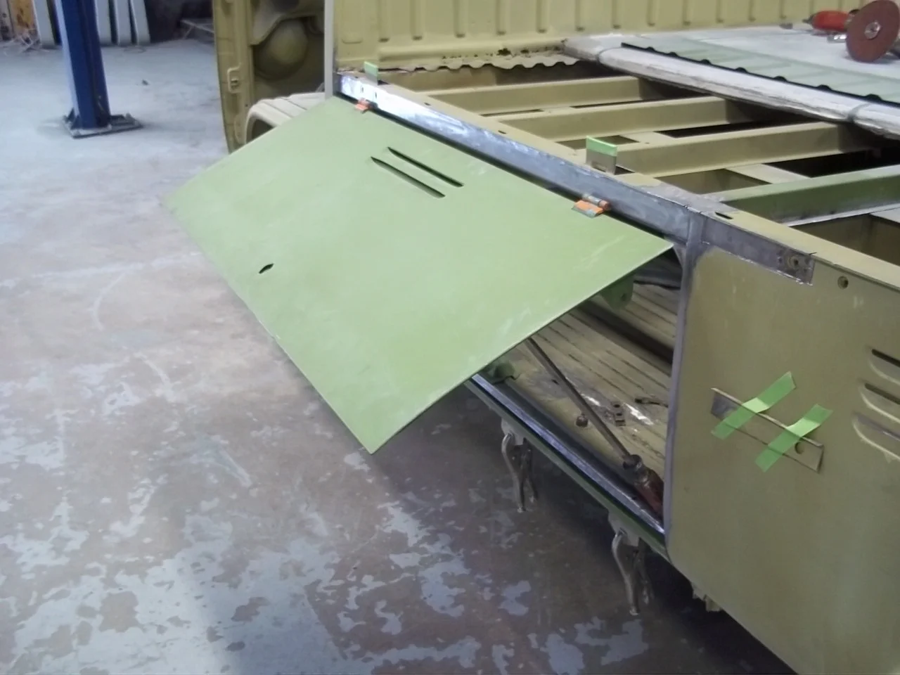 632 L Door Fitting.JPG