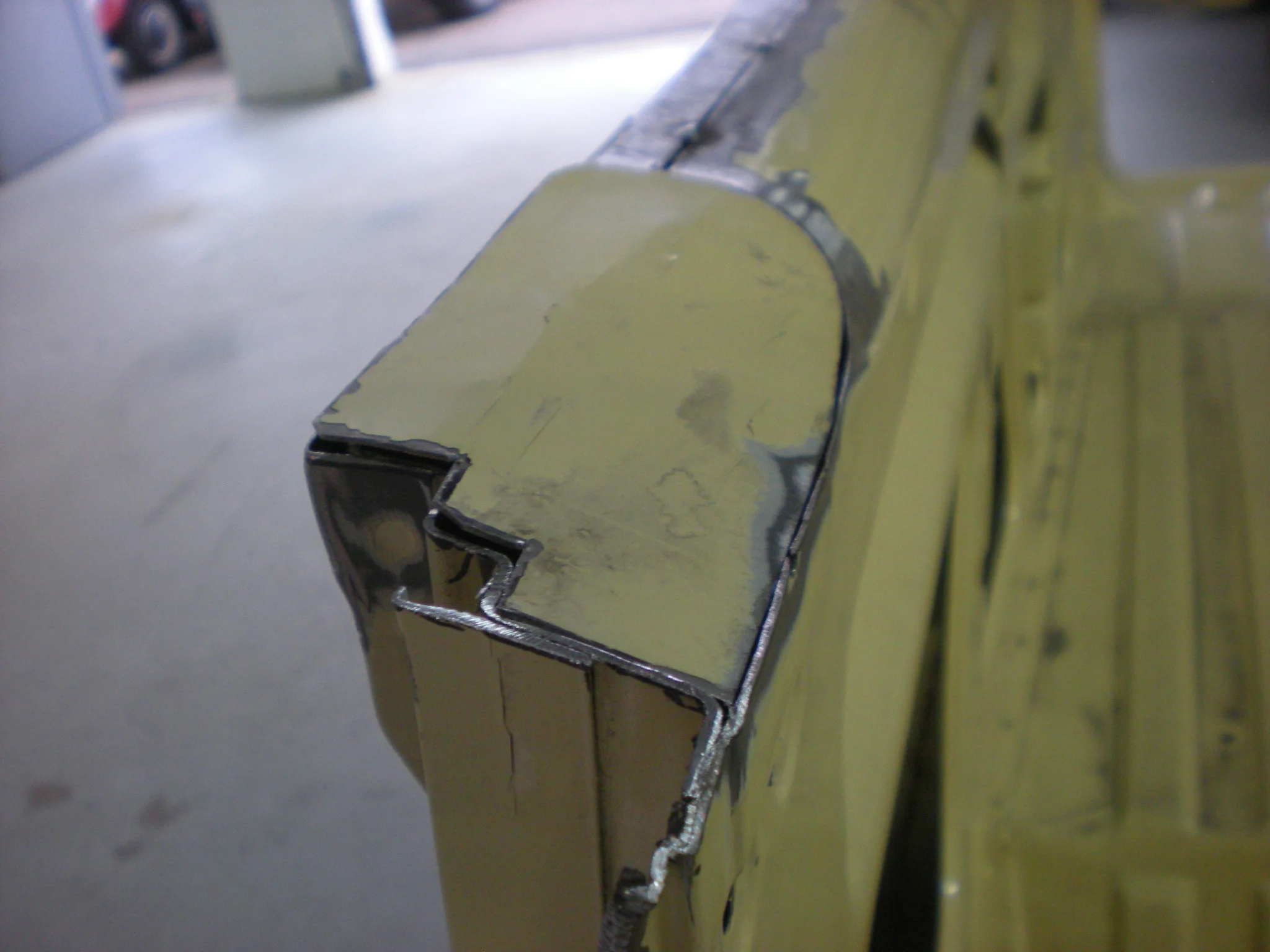 38 'B' Pillar Cap.JPG