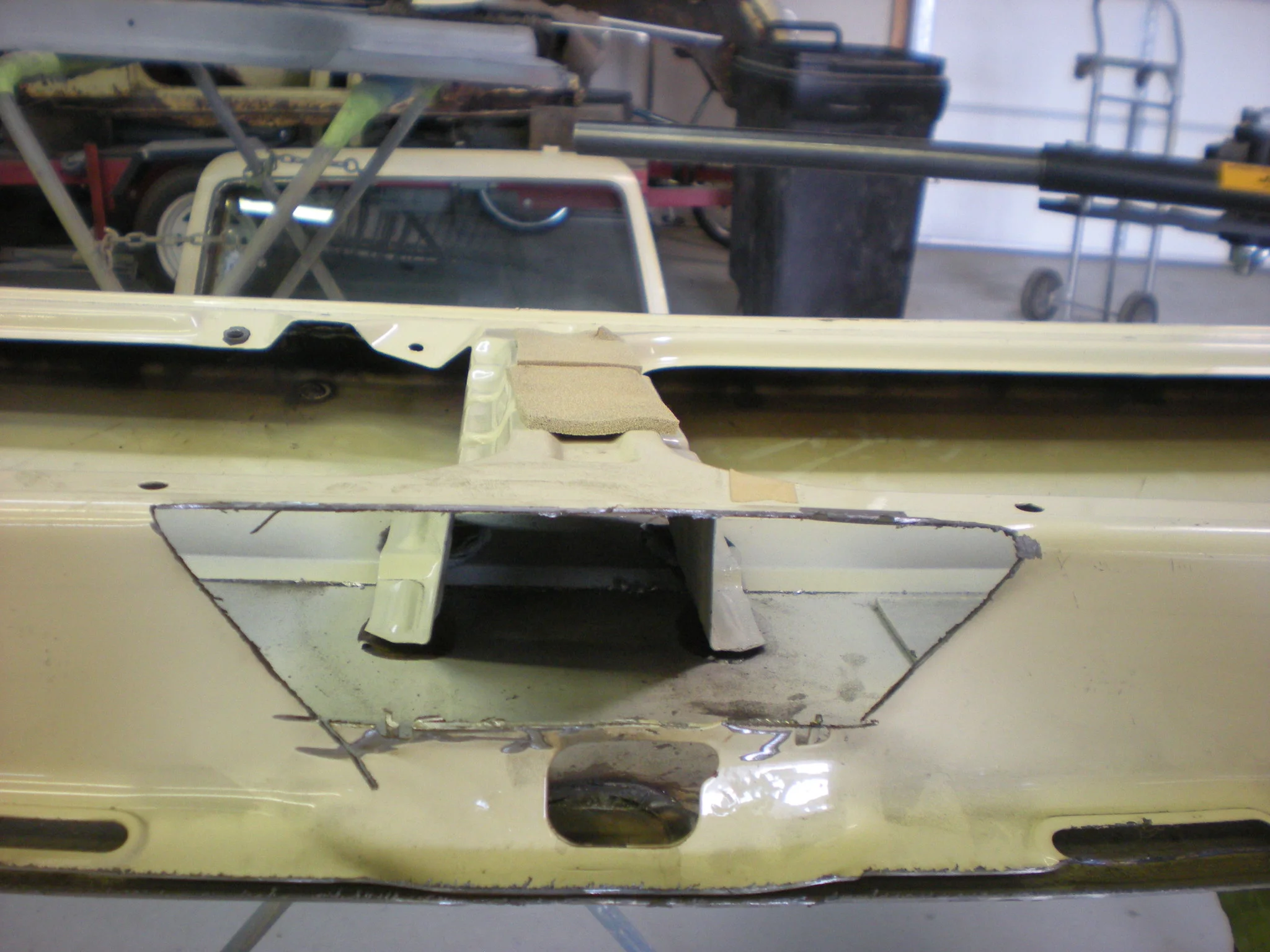83 rear gate.JPG