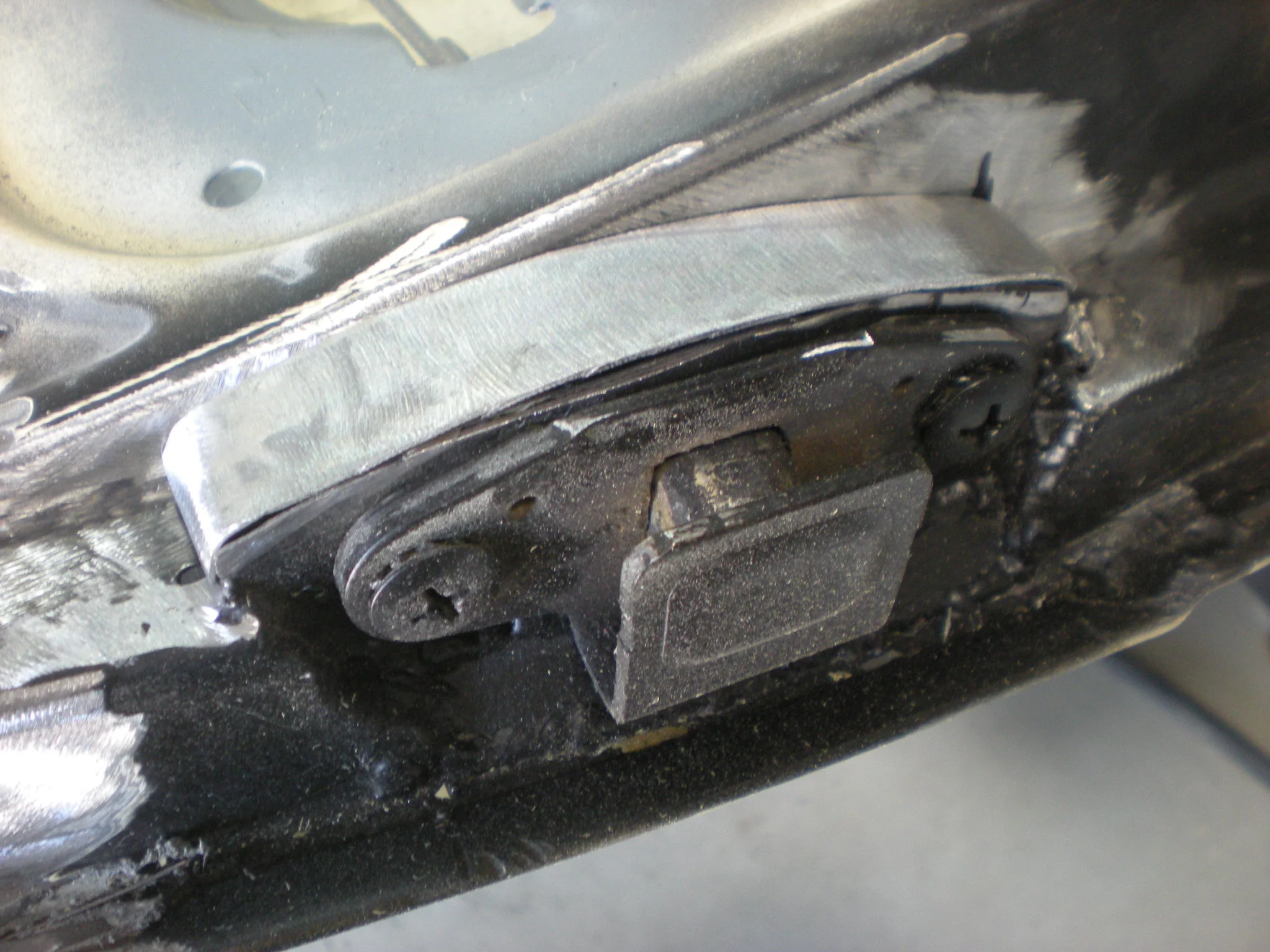 134 Tailgate Latch.JPG