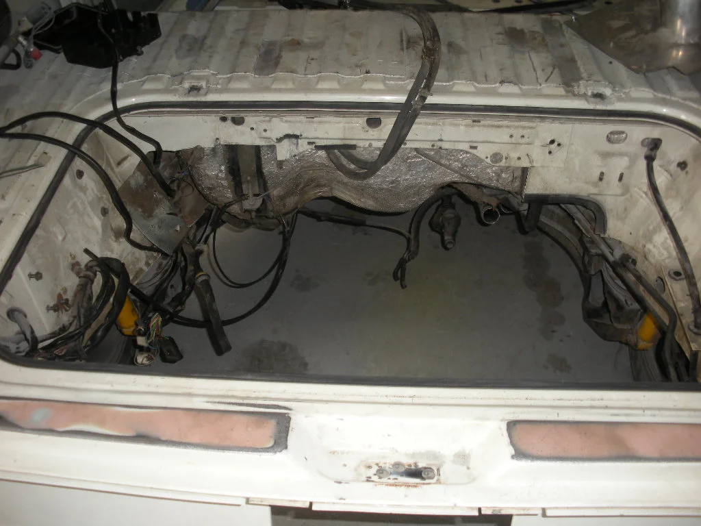 154 Engine Removed.JPG